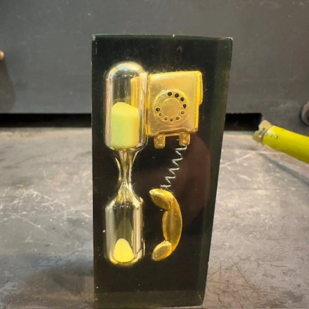 Vintage Black Resin Hourglass Telephone Decor Desk Accessory Paperweight Unique‎